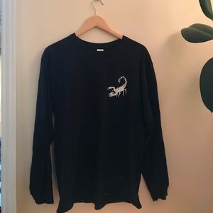 Drake Men's Long Sleeve Scorpion Shirt